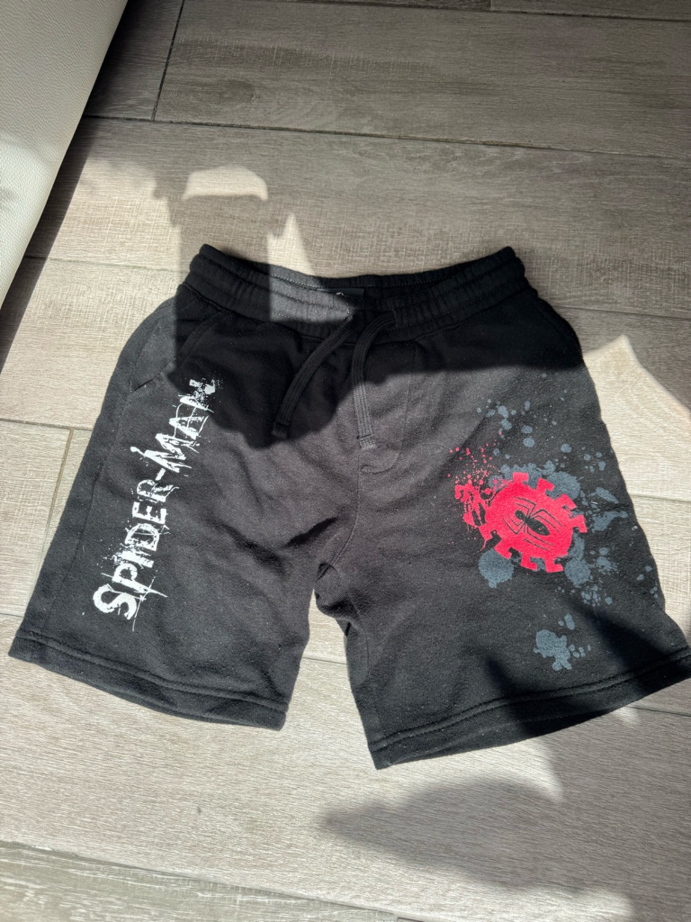 Marvel Universal Studios Black Spider-Man Graphic Boy’s Shorts Size YOUTH